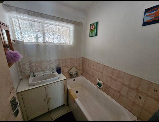 4 BEDROOM HOUSE FOR SALE IN SASOLBURG EXT 12